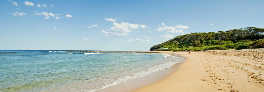 Blue Lagoon Beach Resort باتو باي المظهر الخارجي الصورة