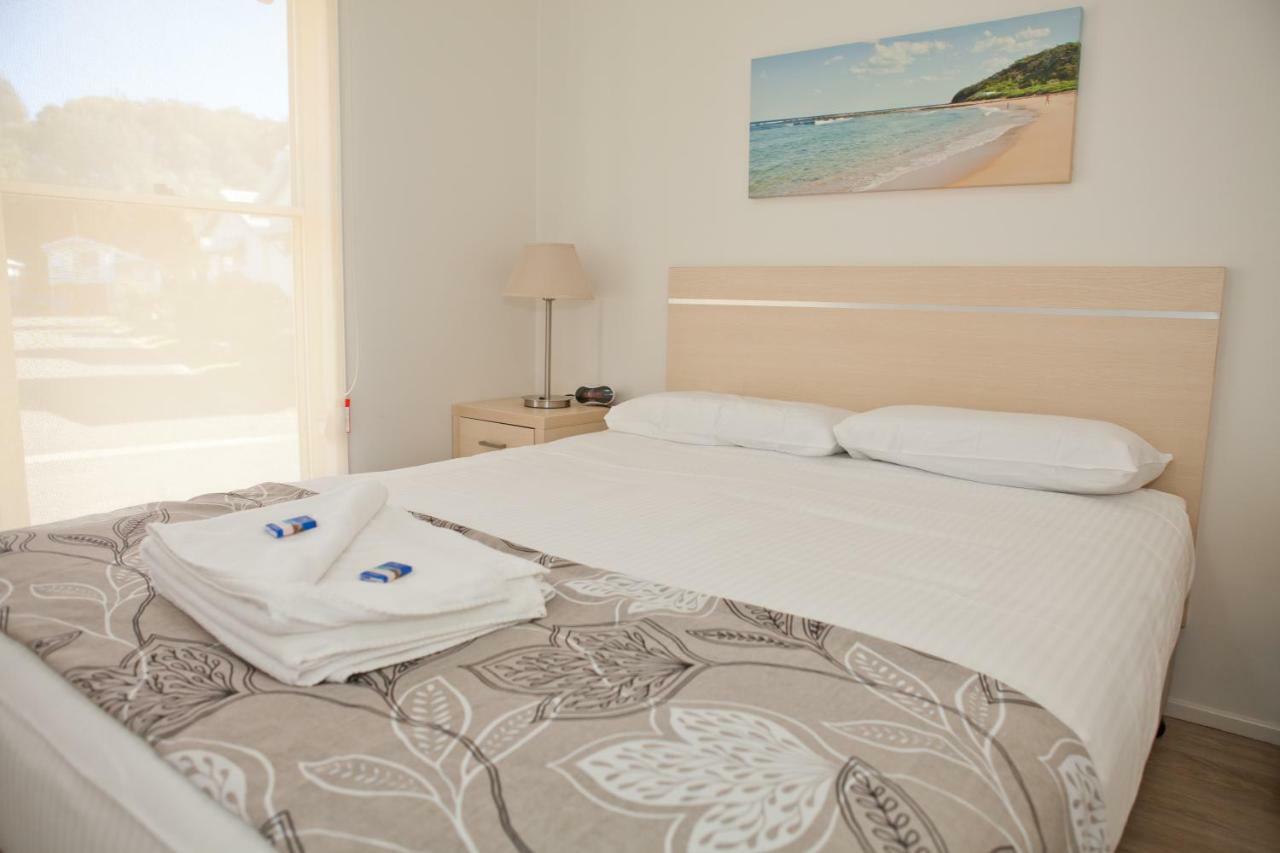 Blue Lagoon Beach Resort باتو باي المظهر الخارجي الصورة